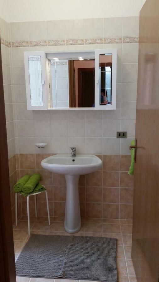 New Apartment Lake 10 ヴァレンナ エクステリア 写真