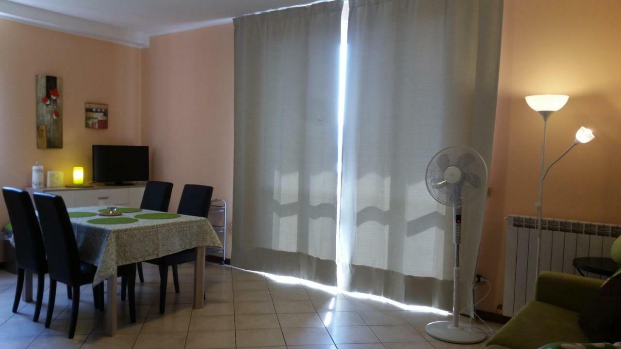 New Apartment Lake 10 ヴァレンナ エクステリア 写真